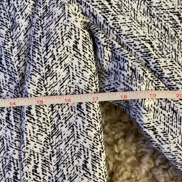 Boutique styled oversized blazer - Picture 4 of 6